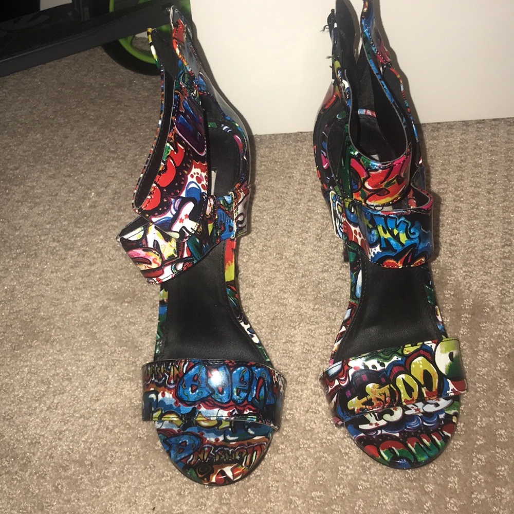 Steve Madden graffiti heels